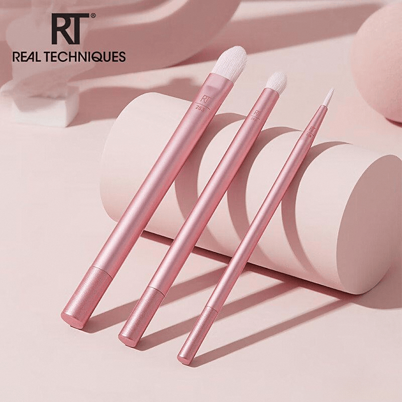 化妆刷评测：专业化妆师推荐的高性价比工具pg电子试玩RealTechniques